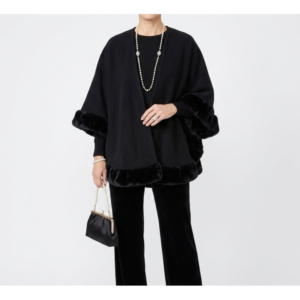 Vintage Adrienne Landau Wool Cape Black Faux Fur Trim Luxury Old‎ Money
